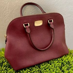 MK purse that just needs some TLC 💖